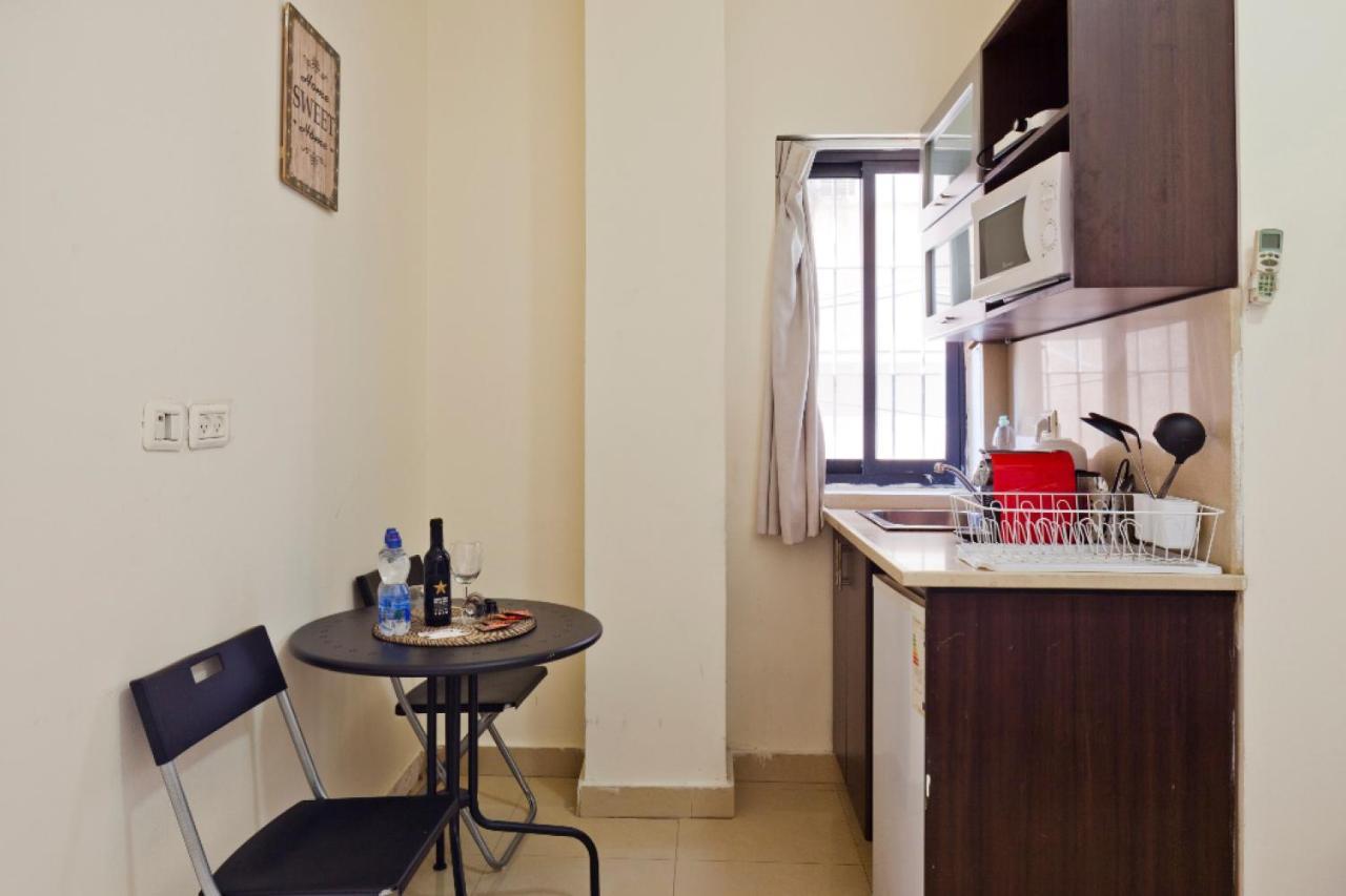 Nhe Rothschild'S Corner Apartment เทลอาวีฟ ภายนอก รูปภาพ